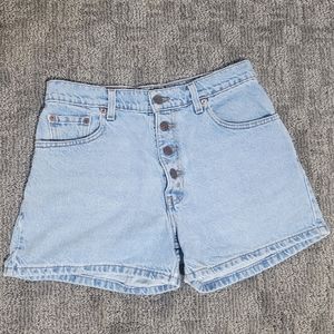Vintage Jrs Levis buttonfly shorts